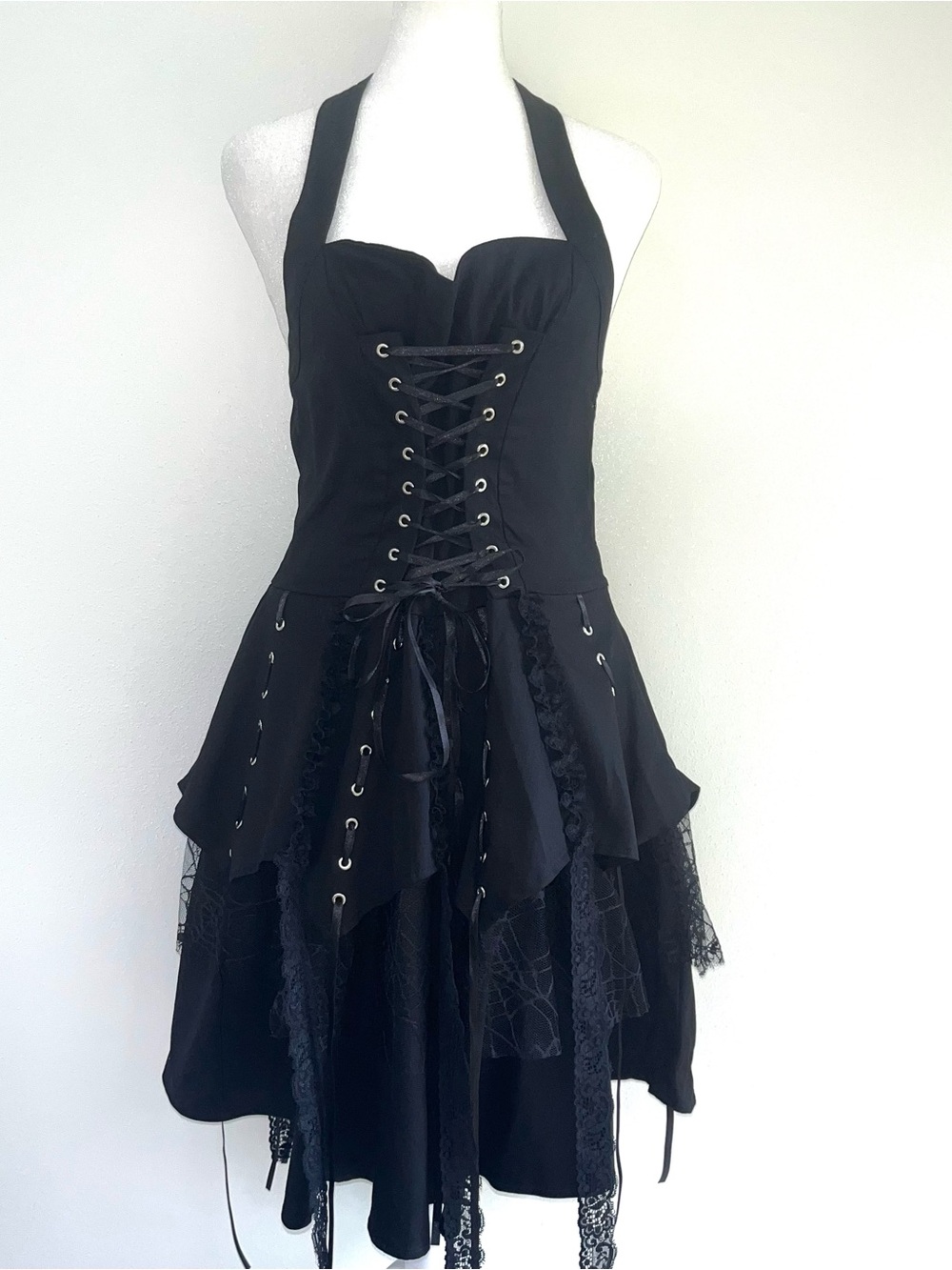 Orchid Bloom Pretty Pirate Goth Dress Halter Style NWOT Black Web Ribbons SZ 12